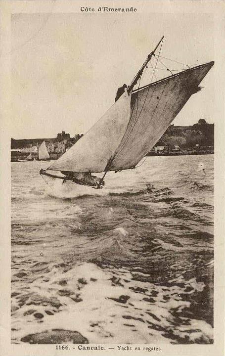 bateaux_yacht-en-regate.jpg
