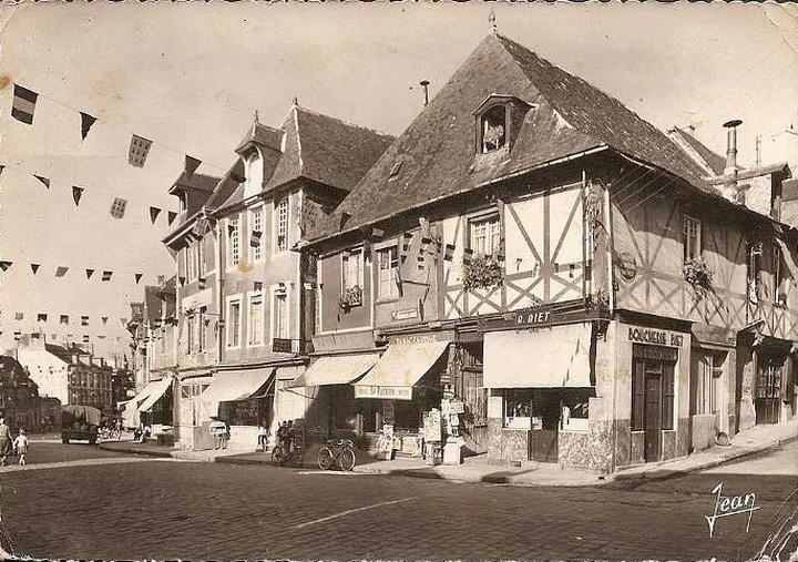 Dol_commerce_boucherie.jpg