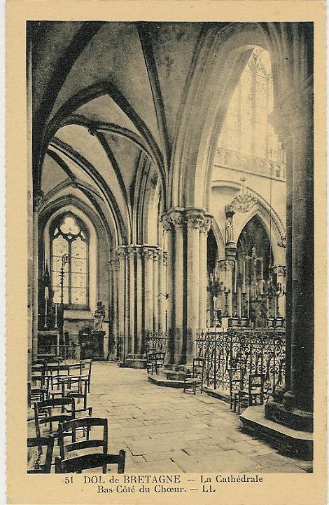 dol_cathedrale_bas-cote_LL51.jpg