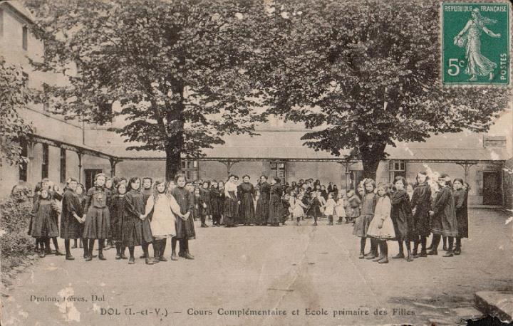 dol_ecoles_filles_01.jpg