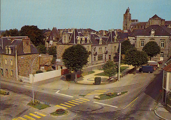 dol_place-de-la-poste.jpg