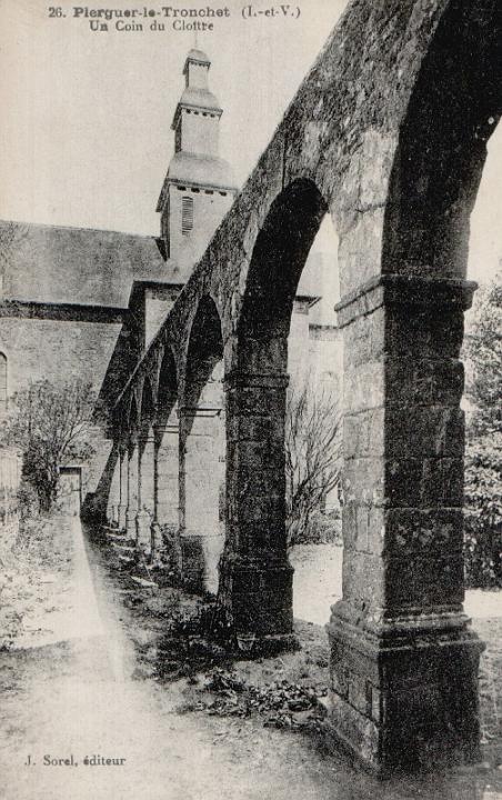 plerguer_eglise-et-cloitre_03.jpg