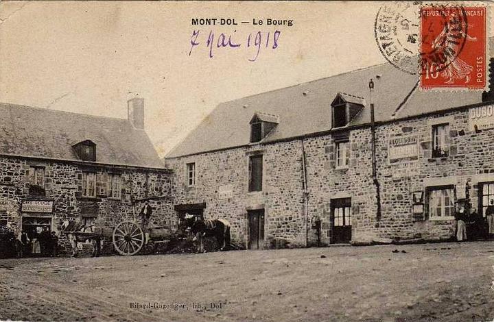 Mont-Dol_le-bourg_1918.jpg
