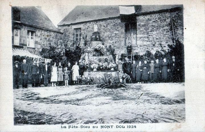 mont-dol_fete-dieu_01.jpg
