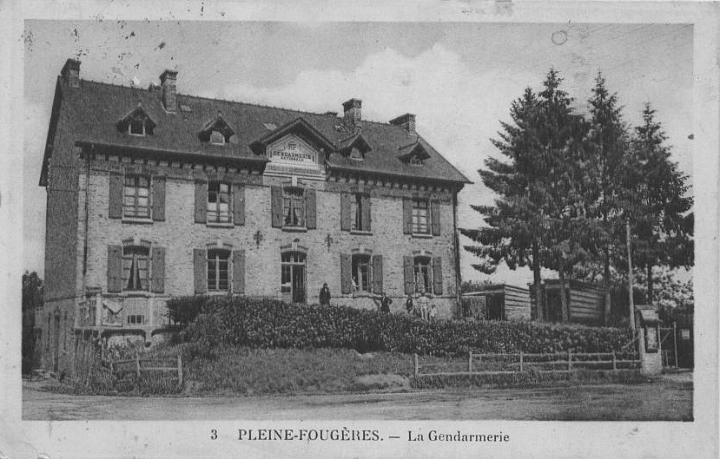 pleine-fougeres_batiments_gendarmerie_01.jpg