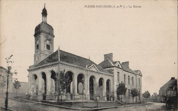 pleine-fougeres_batiments_mairie_01.jpg