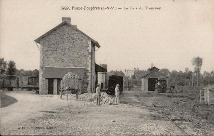 pleine-fougeres_gares_tramway_02.jpg