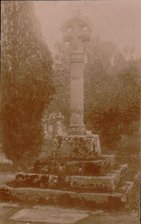 saint-broladre_cimetiere_01.jpg