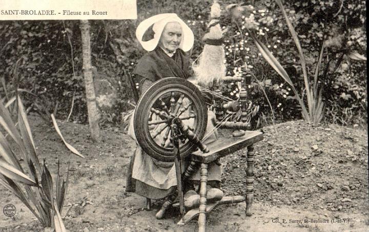 saint-broladre_fileuse_946.jpg