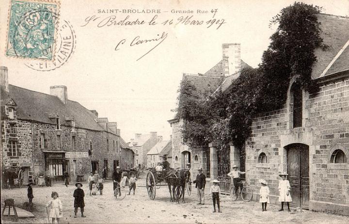 saint-broladre_grande-rue_1907.jpg