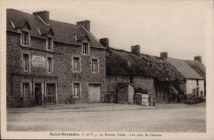 saint-broladre_la-place_01.jpg