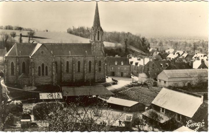 saint-broladre_vue-generale-du-bourg_06.jpg