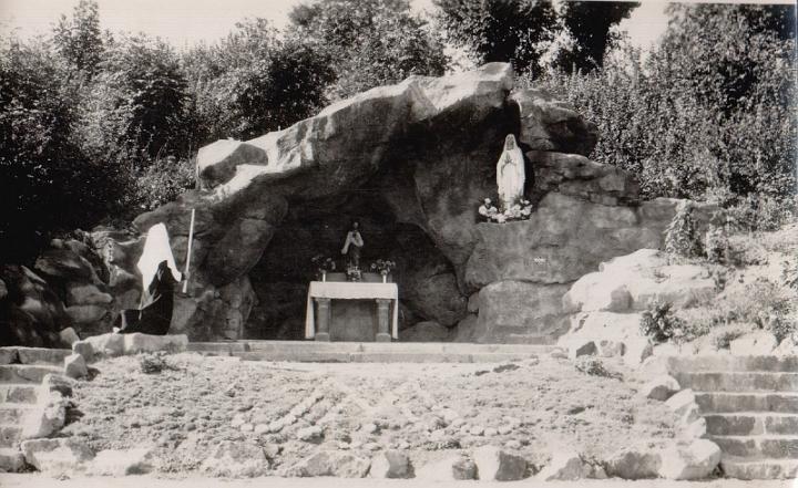 saint-georges-de-g_la-grotte.jpg